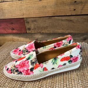 ComfortView Spencer Floral‎ Slip On Flats Size 8.5 Extra Wide